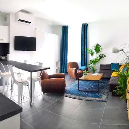 Beautifully Bright Apartment In Old Town Saint-Tropez Zewnętrze zdjęcie