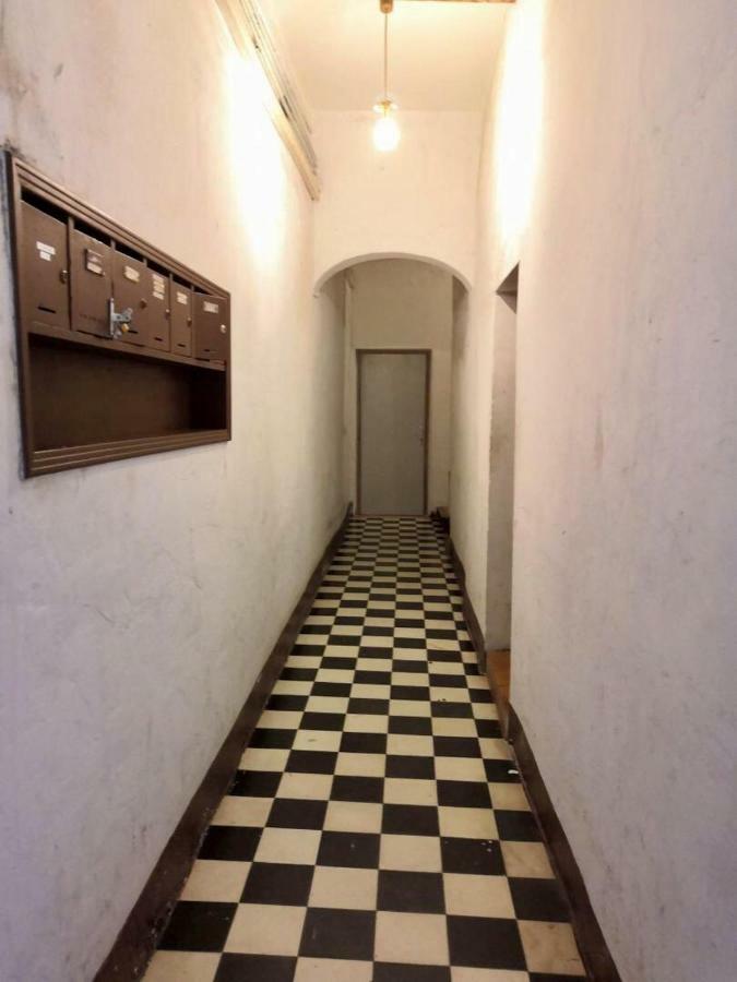 Beautifully Bright Apartment In Old Town Saint-Tropez Zewnętrze zdjęcie